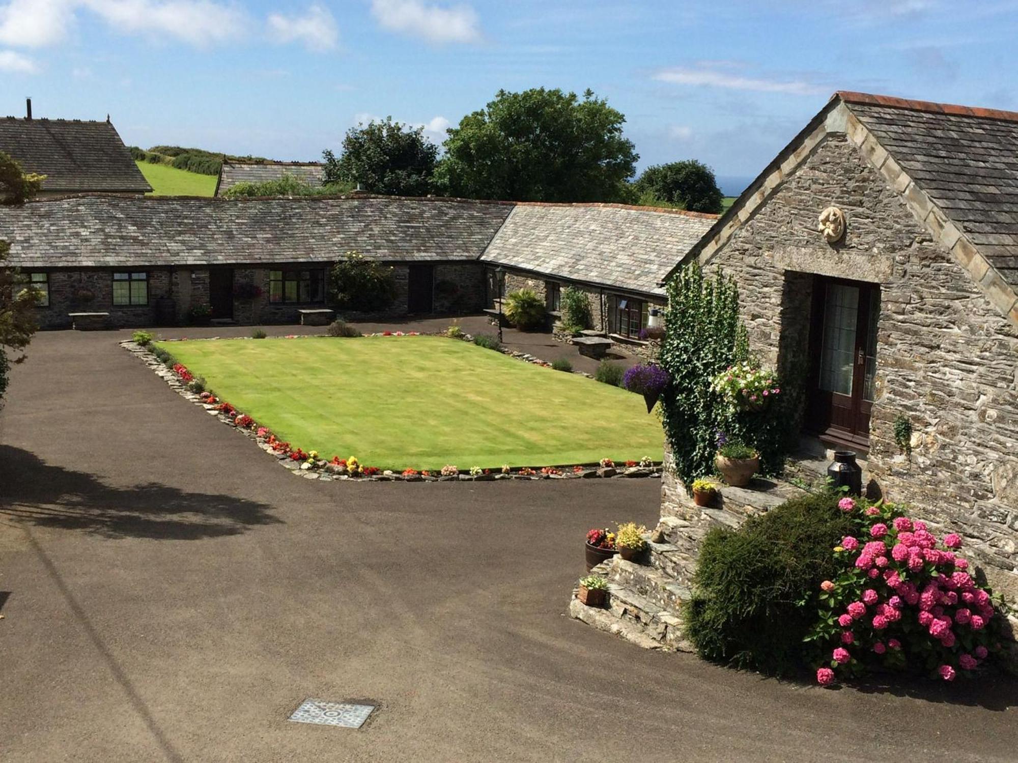 Courtyard Farm Cottages Boscastle Buitenkant foto
